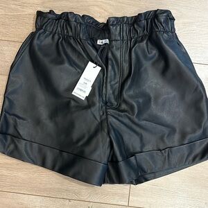 NWT Black Dex faux leather shorts size L